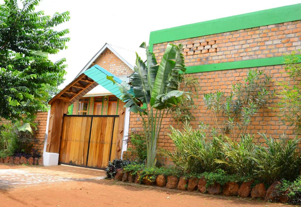 Iziba Lodge - Hoima